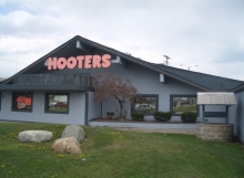 Hooters Storefront